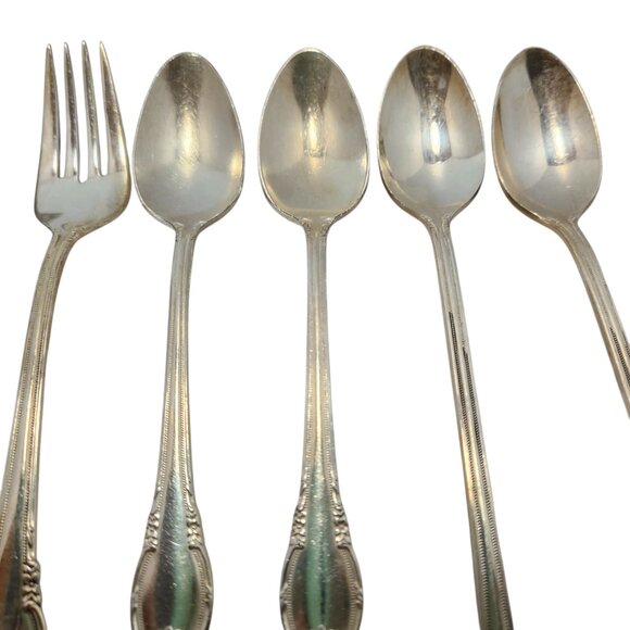 Vintage Rogers Bros 1847 Silver Plated Flatware 6-Piece Collection Floral Design - Picture 4 of 16